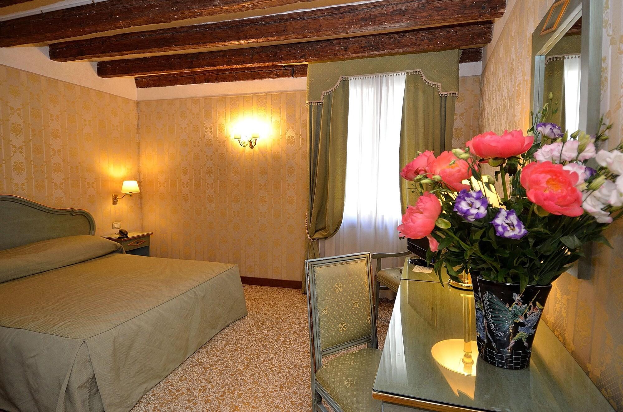Locanda La Corte Венеция Экстерьер фото